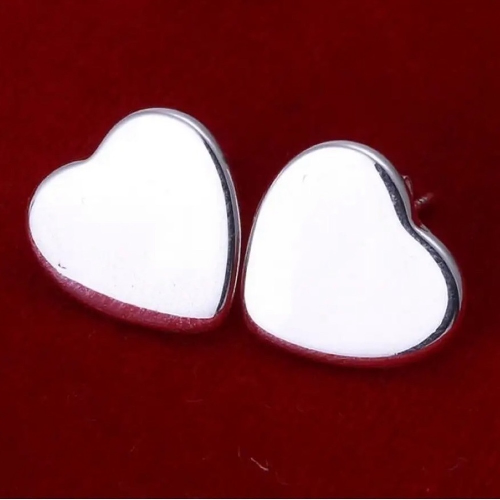 Heart Stud Earrings NEW